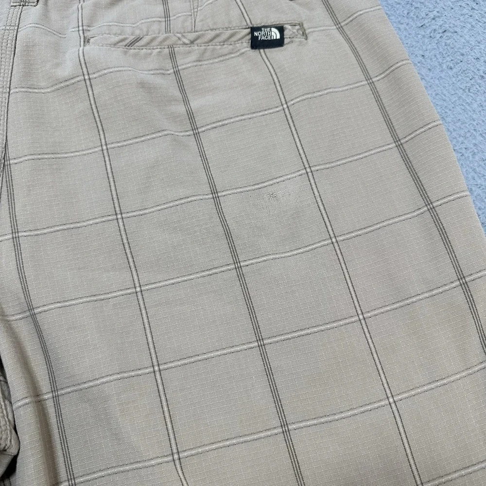 NORTH FACE Shorts Mens 38 Beige Plaid‎ Performance Outdoor Hiking Stretch Beach